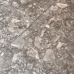 terrazzo klinke i grå farve